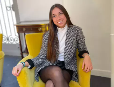 Lisa en stage en agence de tourisme