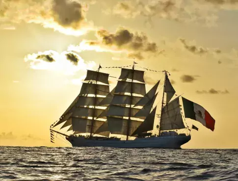 L'Armada de Rouen : un spectacle maritime époustouflant à ne pas manquer !