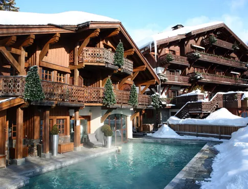 Clara, Étudiante Tunon en Stage au Four Seasons Megève