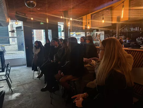 VISITE DU "THE PEOPLE HOSTEL" : UNE OUVERTURE SUR L’OUVERTURE HÔTELIÈRE DE NOTRE ÉCOLE INTERNATIONALE TUNON DE LILLE