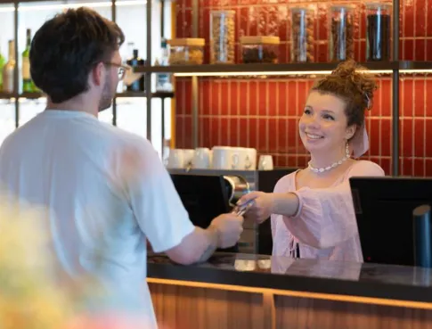 Retour d'expérience : Gwenola, en alternance au Novotel