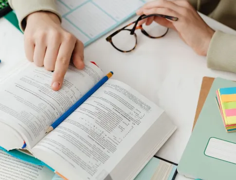 Tu veux travailler dans l’évènementiel ? Voici par où commencer ! 