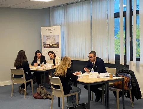 Stage Dating à l'École Internationale Tunon de Lyon : Un Pont entre Étudiants et Professionnels