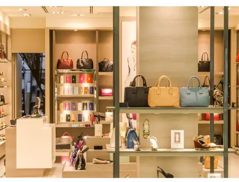 Explorez un monde o&ugrave; &eacute;l&eacute;gance rime avec profession