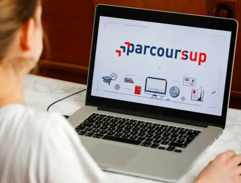 Votre avenir dans le tourisme commence sur Parcoursup