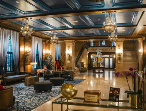 L&rsquo;h&ocirc;tellerie premium au service des exp&eacute;riences d&rsquo;exception  