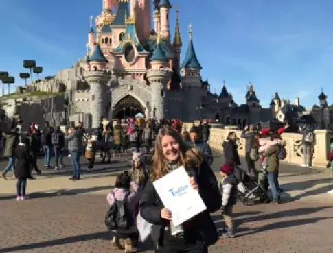 Noémie en stage à Disneyland Paris 
