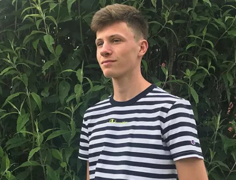 Retrouvez Antoine chez l'Ami Soleil cet été