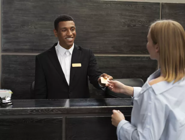 Quelles-études-pour-travailler-dans-l'hôtellerie-de-luxe