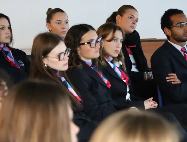 formation-hotesse-de-lair-TUNON-Caen