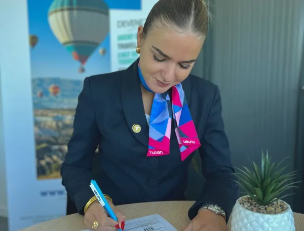 FLAVIE-COINDRE-SIGNATURE