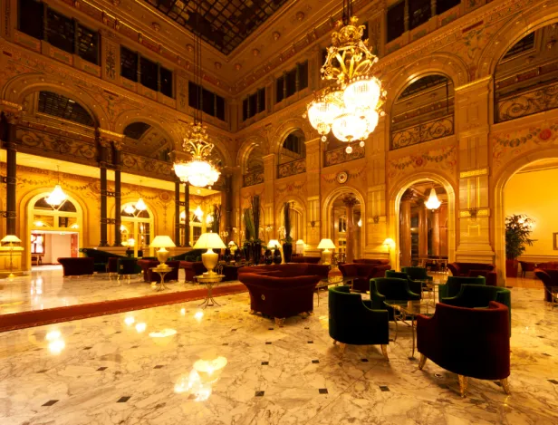 m&eacute;tiers-hotelleire-tourisme-luxe-TUNON-caen