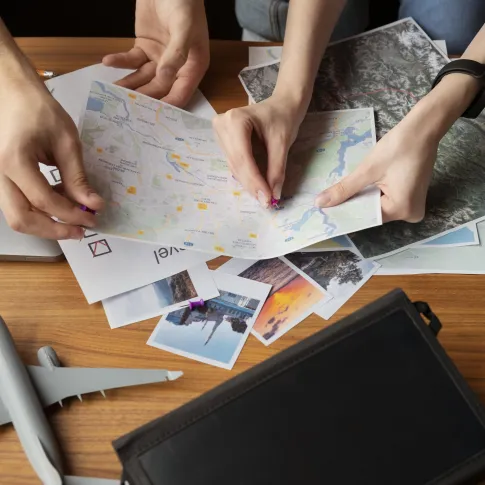 Bachelor-Tourisme--2-Ans-pour-Trouver-Votre-Voie,-1-An-pour-Vous-Spécialiser
